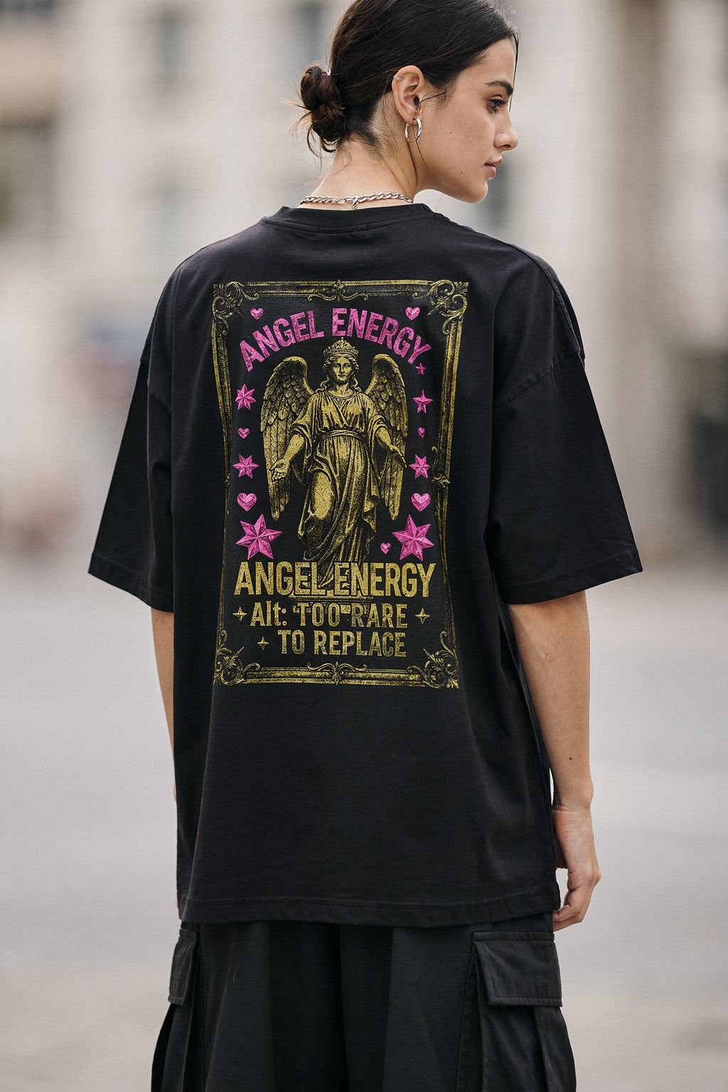 Kadın Oversize Streetwear Tişört Antik Melek Grafik Baskılı — Siyah