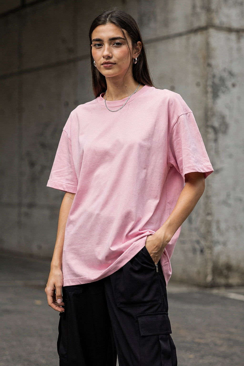 Kadın Oversize Baskılı Tişört OCEAN GIRL Minimal ve Premium Tasarım — Pembe