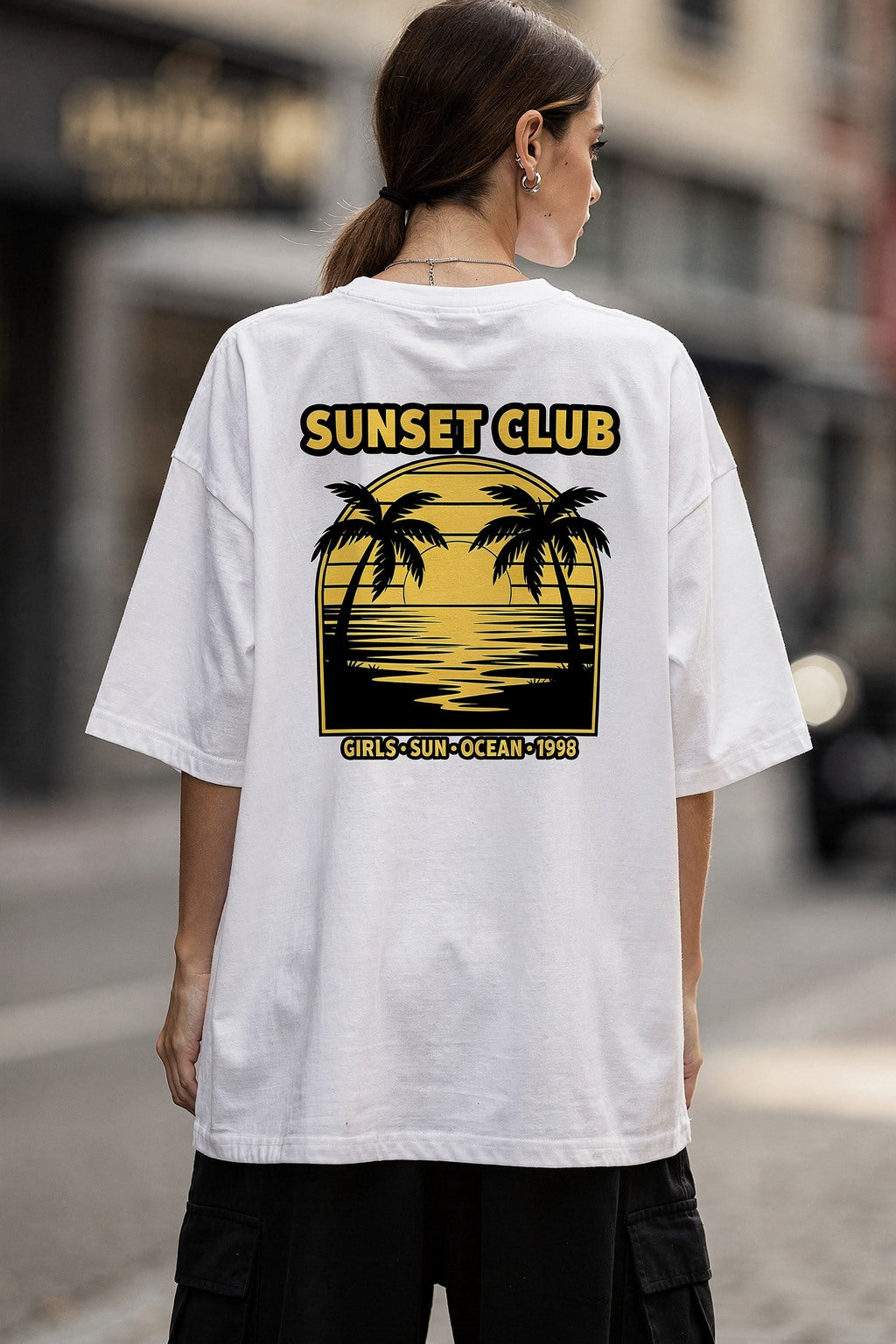 Unisex Oversize Bisiklet Yaka Tişört Sunset Club Retro Gün Batımı Baskılı — Beyaz